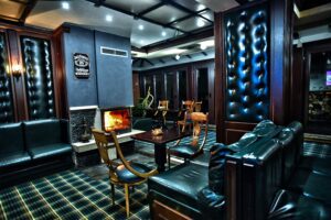 Hotel-Friends-14-Lobby-bar